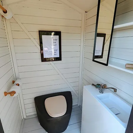 Farleden Seaside Island Getaway Holiday home *