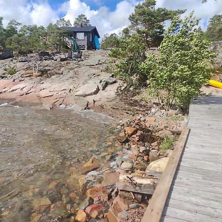 Farleden Seaside Island Getaway Holiday home