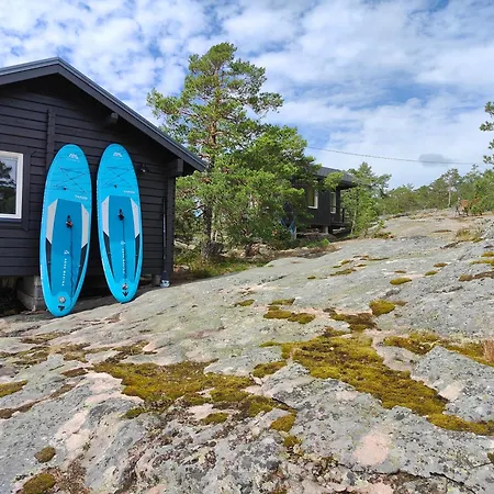 Farleden Seaside Island Getaway Holiday home