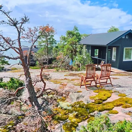 Farleden Seaside Island Getaway